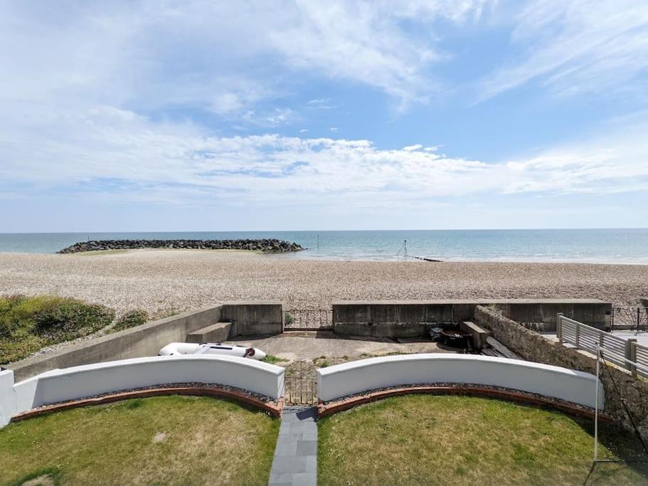 Beach View Middleton-on-Sea Exteriér fotografie